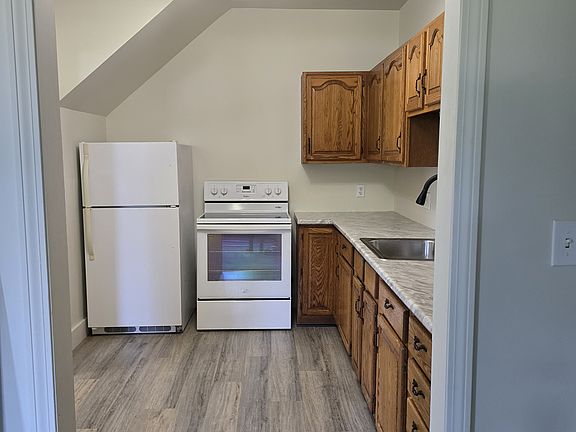 4th image of 209 Winthrop Center Rd #0