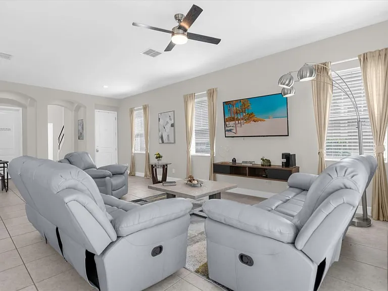 Fairview Cir — Photo 9