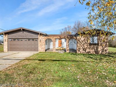 4269 E Atherton Rd, Burton, MI, 48519