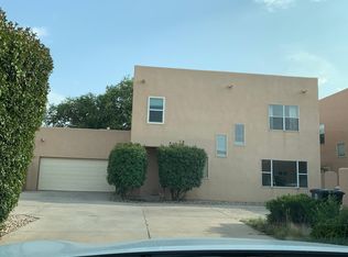 432 Phoenix Ave NW, Albuquerque, NM 87107
