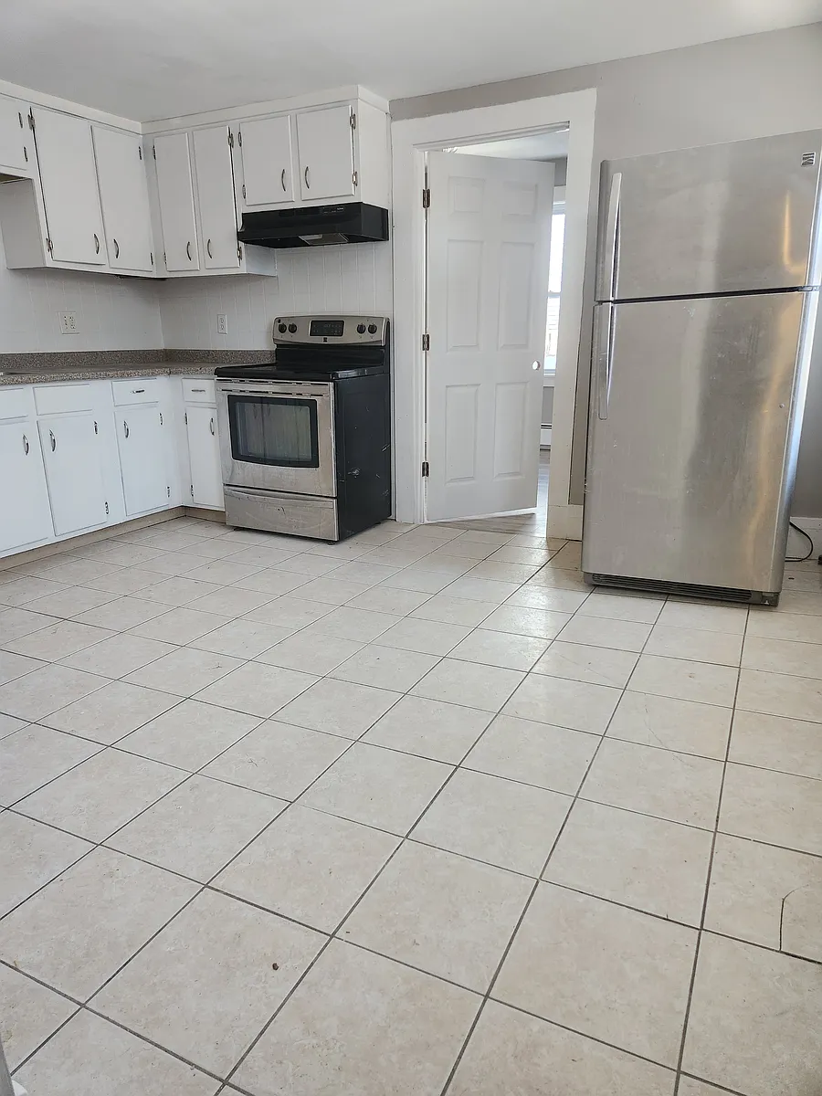 Kitchen - 143 Sayles Ave #A