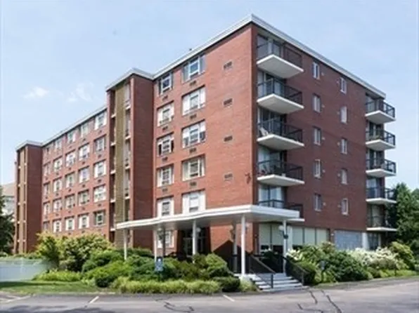 20 Hammond Pond Pkwy APT 602, Newton, MA 02467