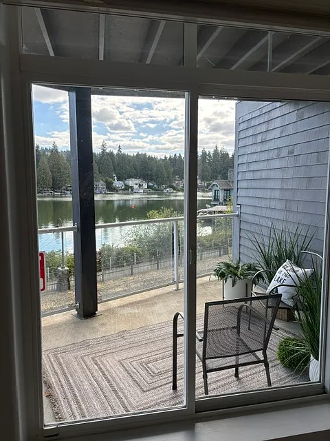 2 bed, 1068 sqft, $3,250 — Photo 4