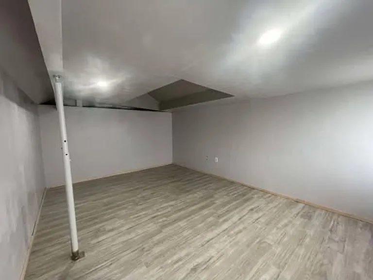159 S 78th St. (Duplex) — Photo 16