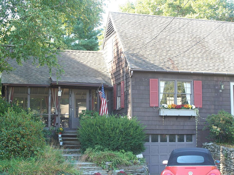 2nd image of 51 East St