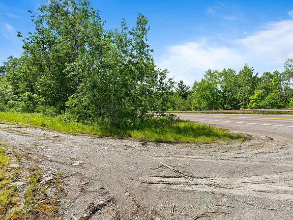 2nd image of 3492-3494 State Route 206