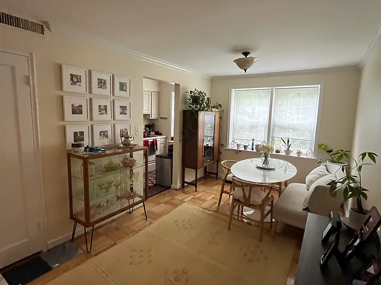 2220 Washington Ave #101 — Photo 2