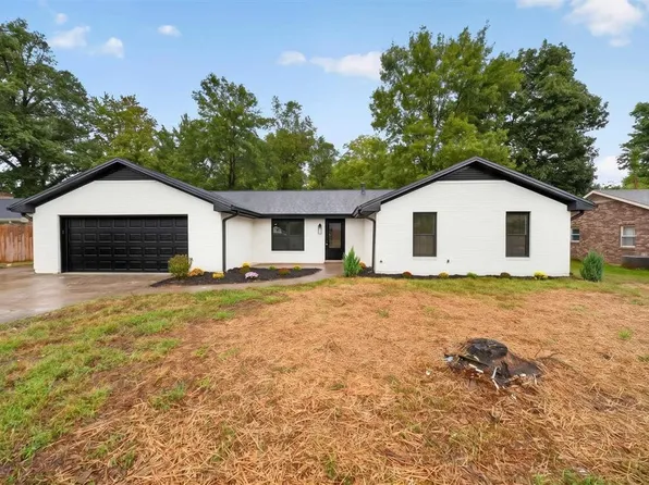 6567 Brookwood Dr, Owensboro, KY 42301