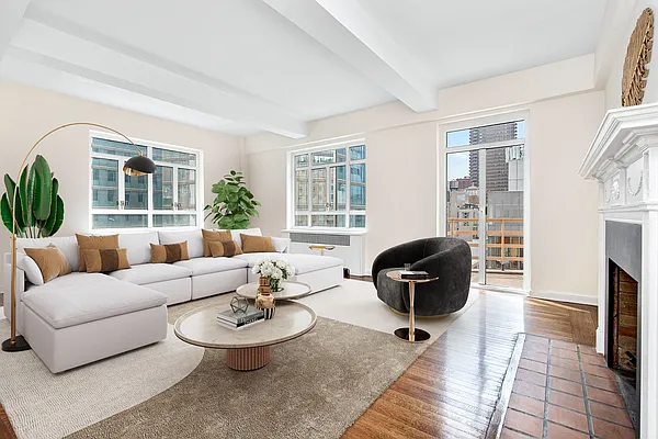 Rented by Central Park South Associates | media 9