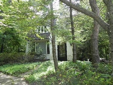 3rd image of 27 Crescent Dr