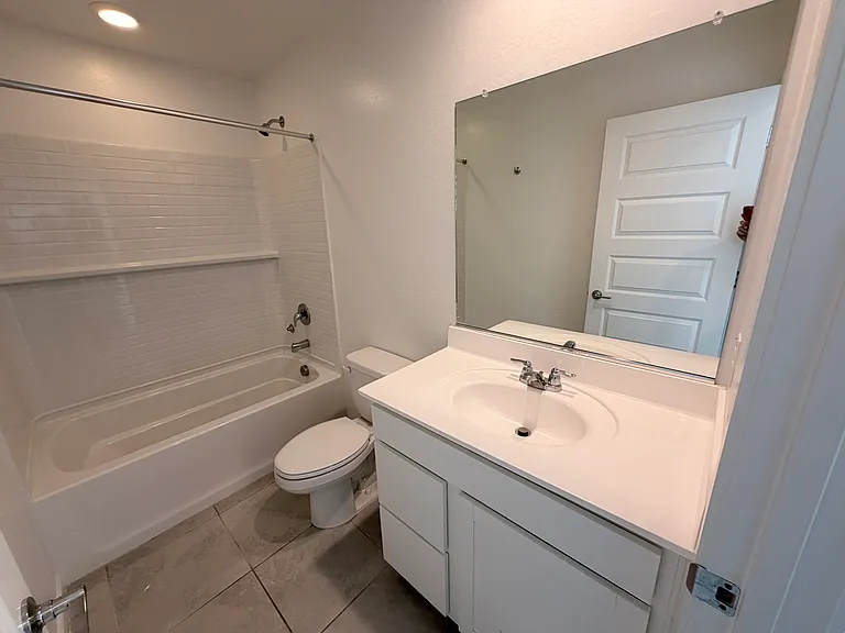 36535 W Mondragone Ln — Photo 13