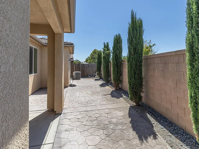 3720 Griffith Ave — Photo 44