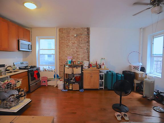3rd image of 67 Washburn Ave #3