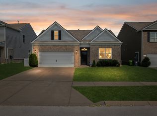 7098 Sunny Parks Dr, White House, TN 37188