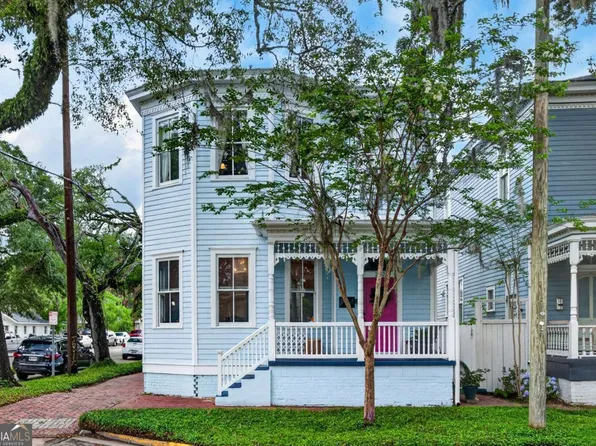 202 E 32nd St, Savannah, GA 31401
