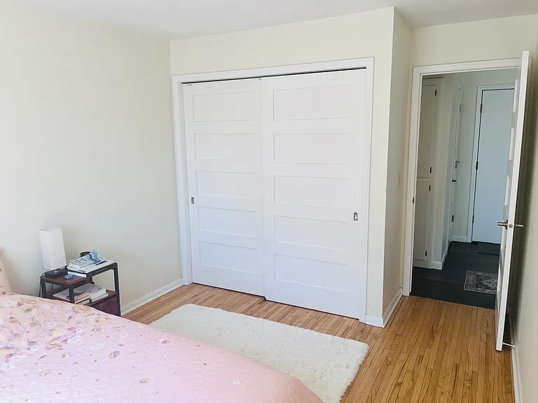 806 Franklin Ave W #206 — Photo 6