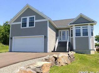 46686 Club Rd N, Wellesley Island, NY 13640