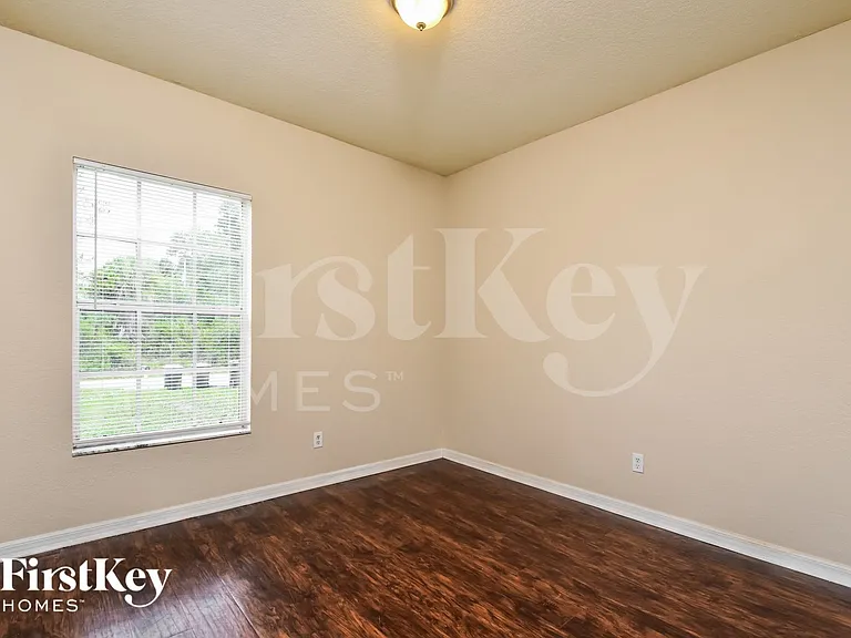 6840 Abady Ln — Photo 11