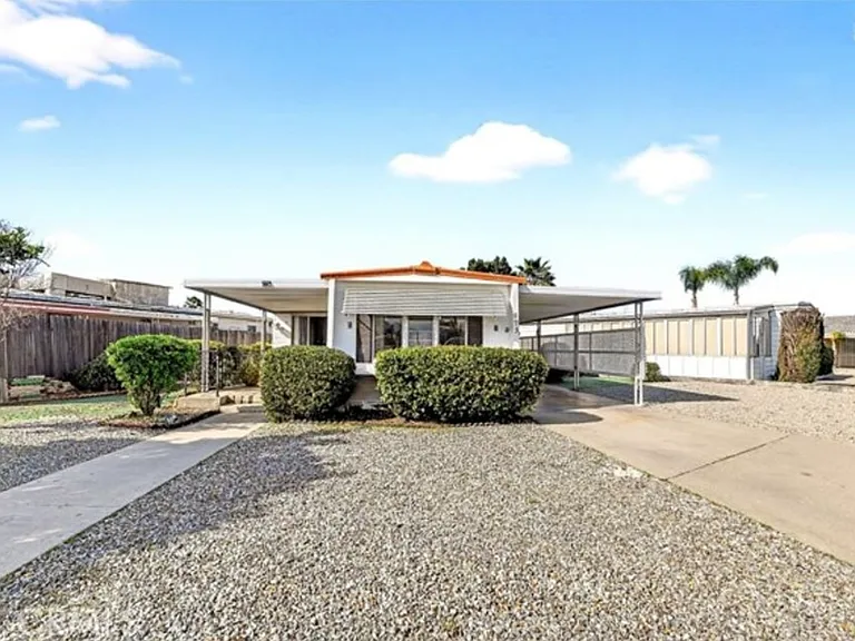 893 S Palm Ave — Photo 1