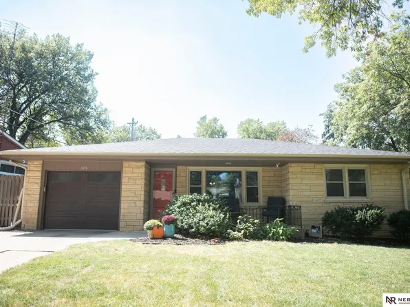 1105 S 47th St, Lincoln, NE 68510