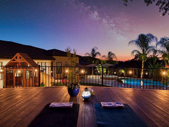 5th image of 534 Ramos Dr