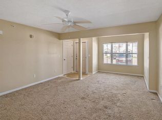 12947 Townsend Dr APT 611, Grand Ledge, MI 48837