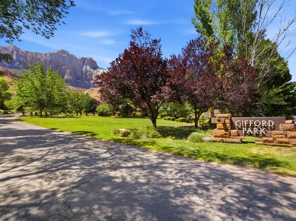 101 Gifford Park Dr, Springdale, UT 84767