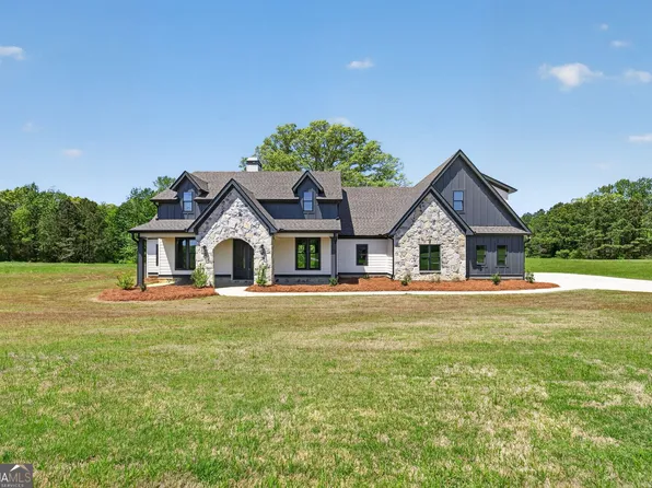 728 Lake Circle Rd, Buchanan, GA 30113