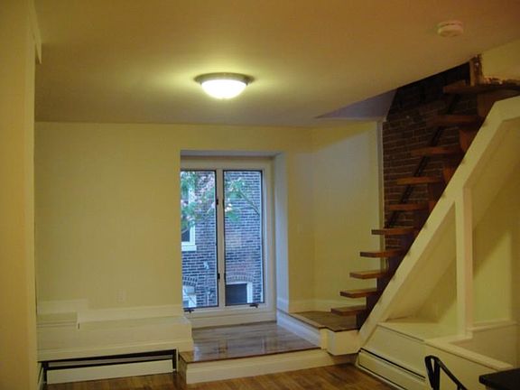 3rd image of 34 Sussex St #Jc1