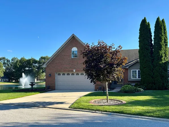 6897 Avocet Cir, Hobart, IN 46342