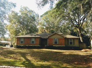 550 Stonehouse Rd, Tallahassee, FL 32301