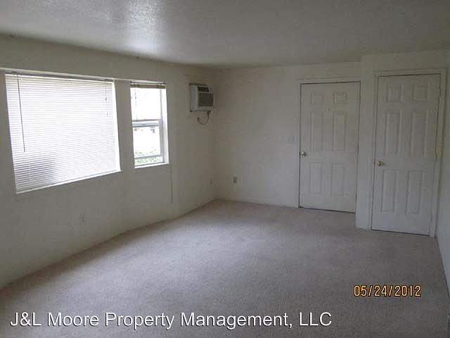 2nd image of 101 Canon St APT 4