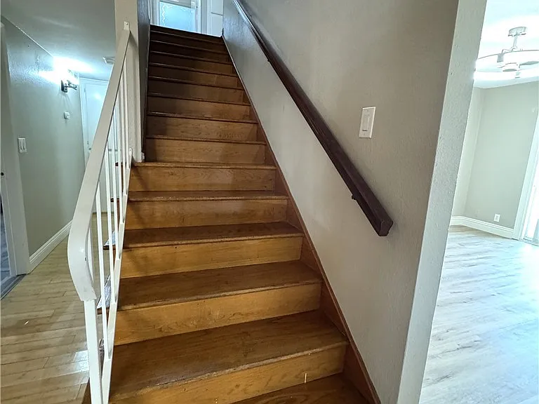 4037 S Ellesford Ave — Photo 24