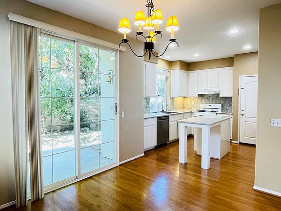 5th image of 23319 Anacapa Ln