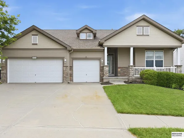 20903 Cleveland St, Elkhorn, NE 68022