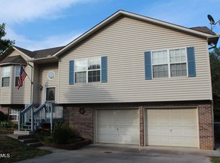 6818 Rambling Brooks Ln, Knoxville, TN 37918
