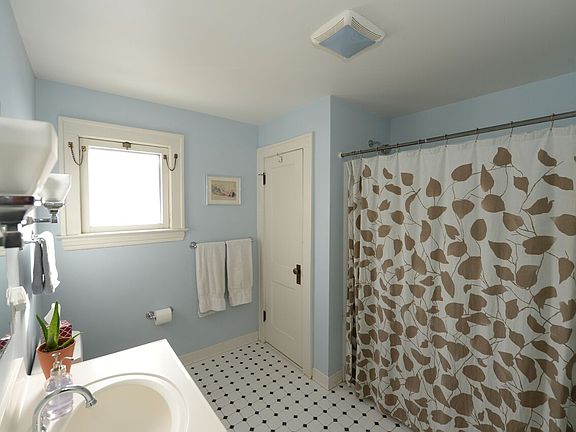 Roomy Main Bath