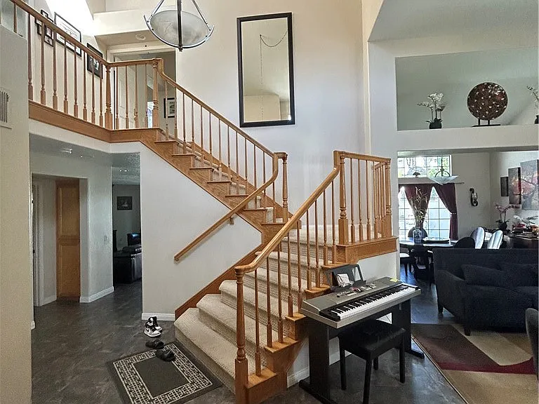 1046 S Mountcrest Ct — Photo 12