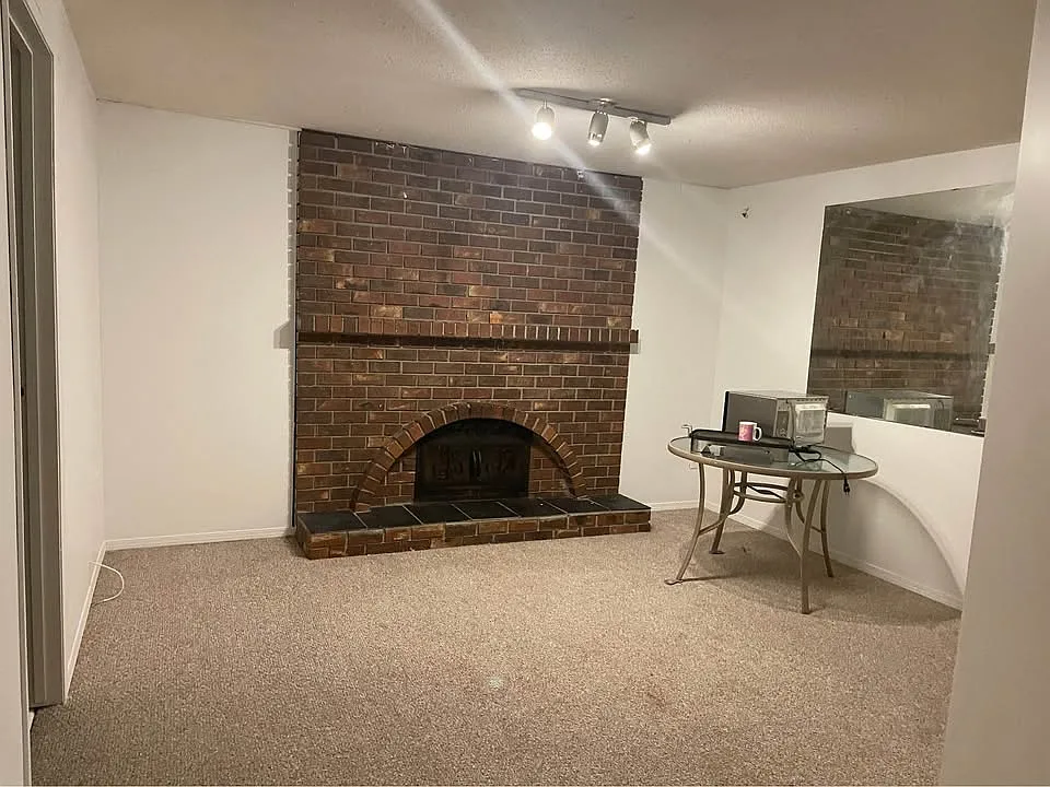 3 bed, $2,350 — Photo 3