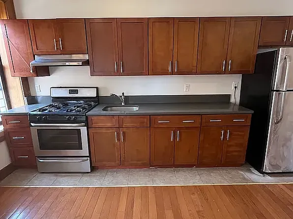 426 E 22nd St #3B, Brooklyn, NY 11226