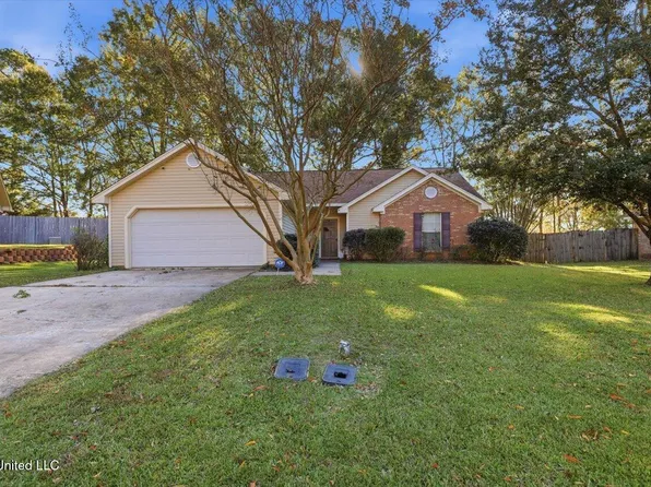 115 Eastwood Cir, Florence, MS 39073