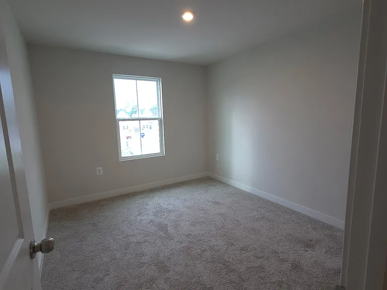 4210 Falkirk Pl — Photo 5