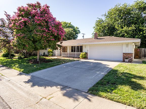 2nd image of 7530 Amy Ave
