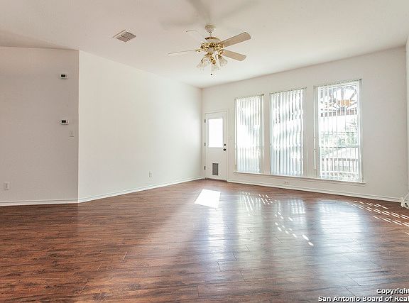 5th image of 1192 Berry Creek Dr