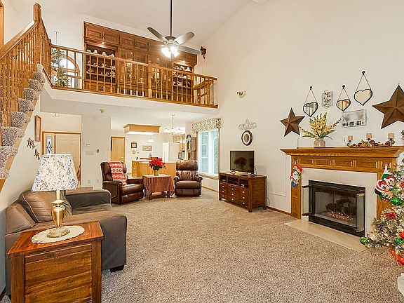 4th image of 3007 S Cedar Crest Dr Unit A