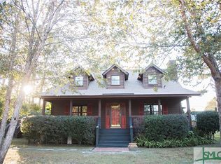 101 Lakeshore Dr, Savannah, GA 31419