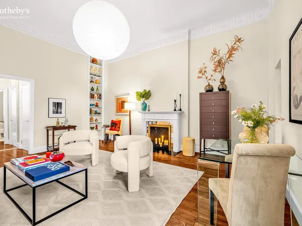 66 East 83rd Street image 5 of 10