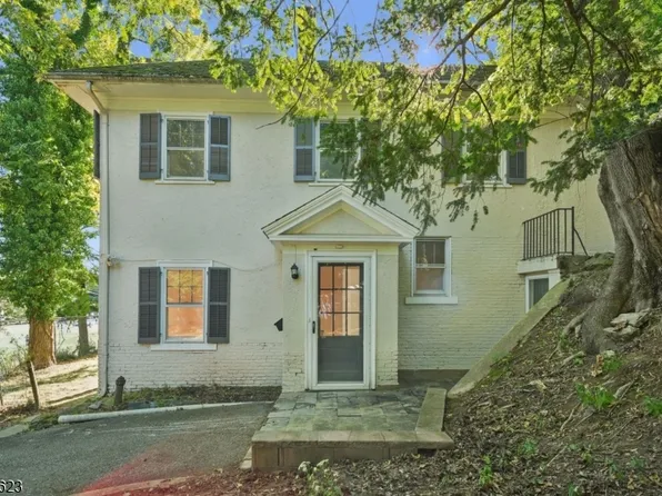 25C Prospect Ave, Montclair, NJ 07042
