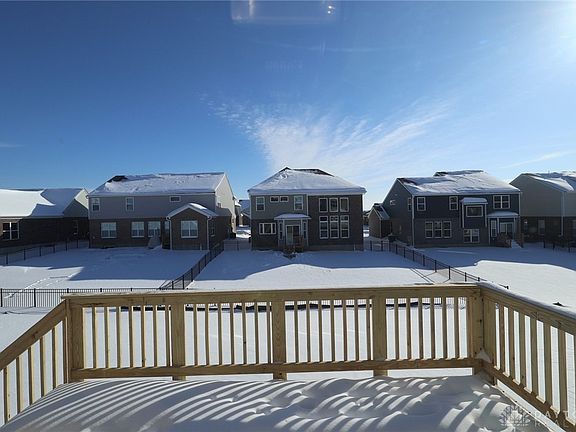 5th image of 632 Goldfinch Dr #101