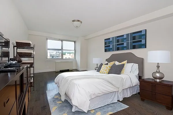 Sold by Jonas Equities | media 14